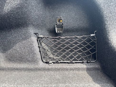 Used 2022 Volvo S60 T8 R-Design Expression w/ Advanced Package image 11