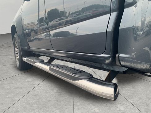 Used 2019 Chevrolet Colorado Z71 AWD/4WD image 24
