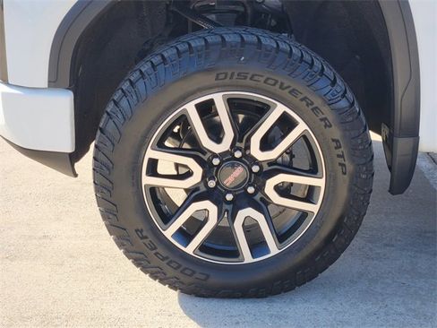 Used 2021 GMC Sierra 1500 AT4 image 10