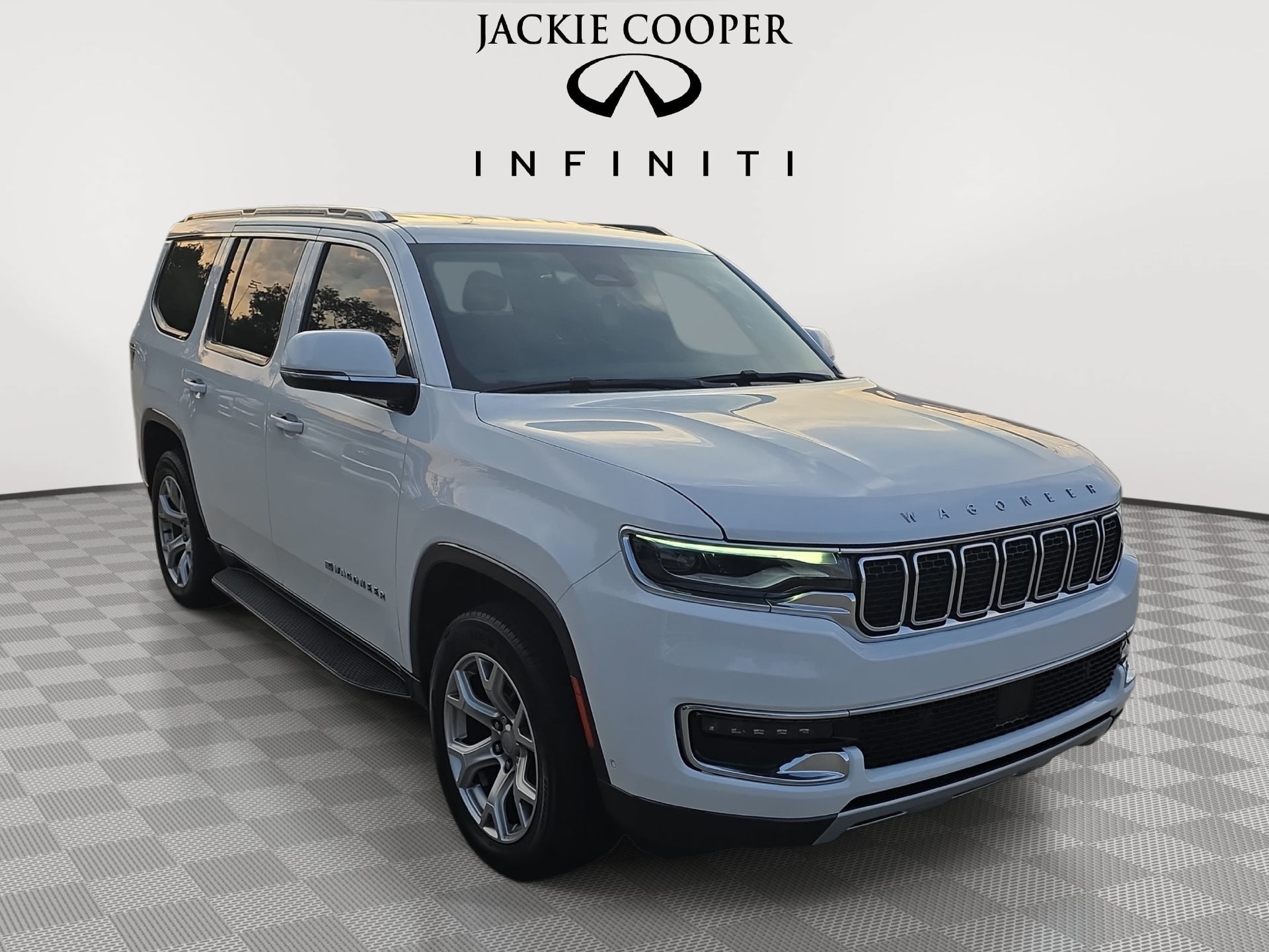 Used 2022 Jeep Wagoneer Series II AWD/4WD image 3