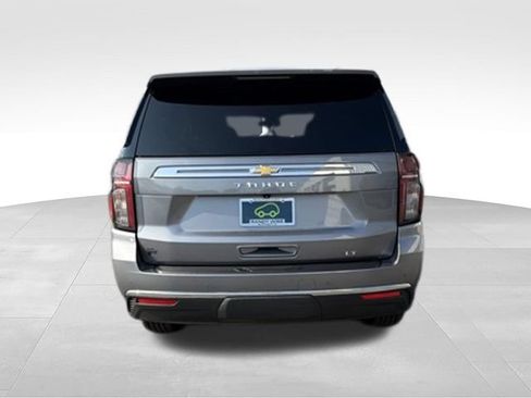 Certified 2022 Chevrolet Tahoe LT w/ Luxury Package AWD/4WD image 4