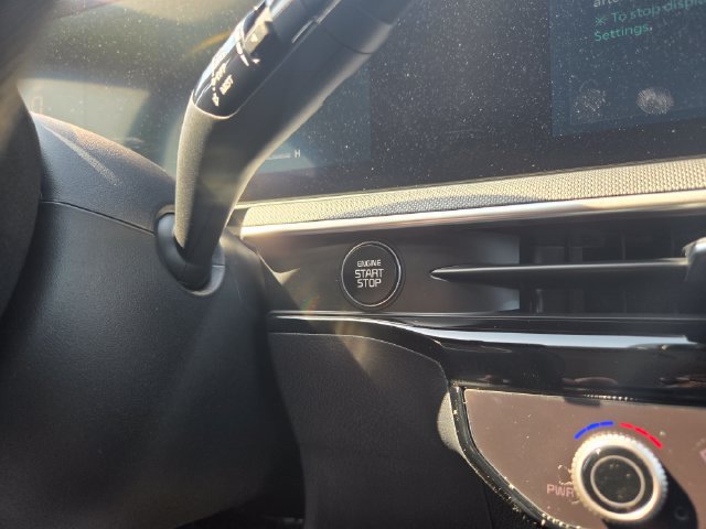 New 2026 Kia K5 LXS FWD image 17