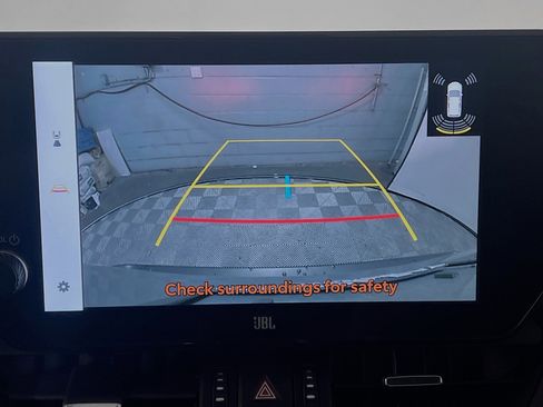 Used 2024 Toyota RAV4 Limited image 28