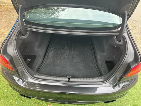 Used 2018 BMW 540i xDrive AWD/4WD image 10
