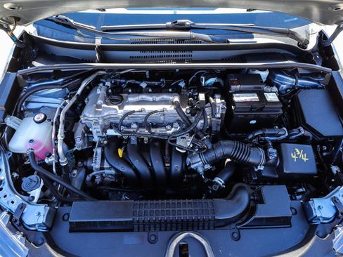 Used 2021 Toyota Corolla LE image 15