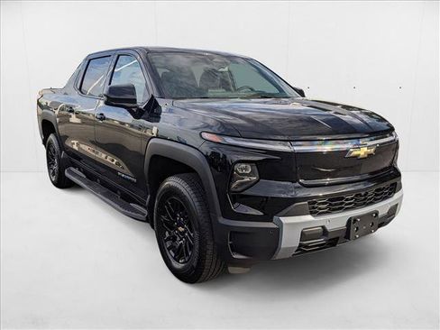 New 2026 Chevrolet Silverado EV LT image 6