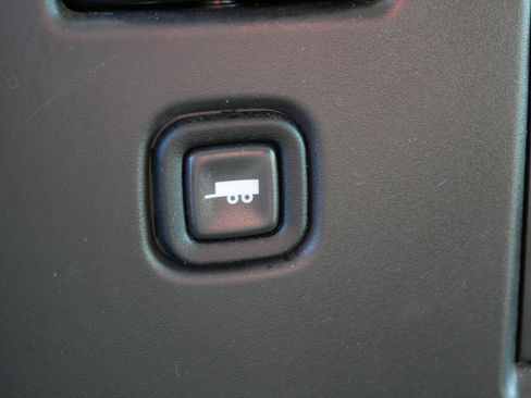 Used 2024 Chevrolet Express 3500 LT w/ LT Preferred Equipment Group RWD image 26