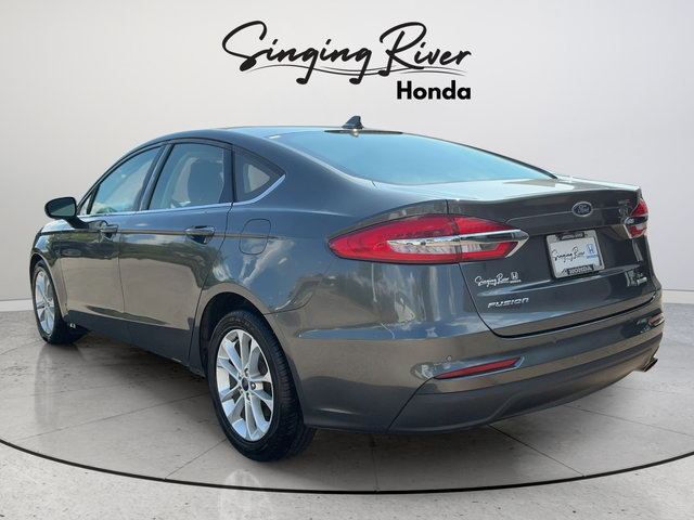 Used 2020 Ford Fusion SE FWD image 5