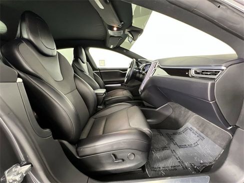 Used 2018 Tesla Model S 100D image 28