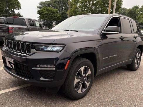 Used 2024 Jeep Grand Cherokee Limited 4xe AWD/4WD image 2