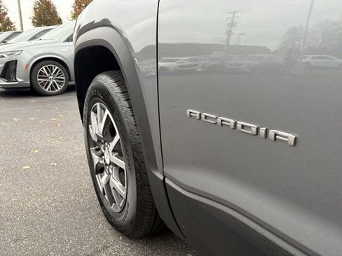 Used 2020 GMC Acadia SLE w/ Driver Convenience Package image 14