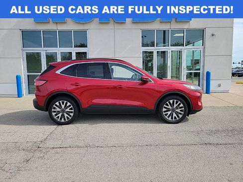Used 2020 Ford Escape Titanium AWD/4WD image 4