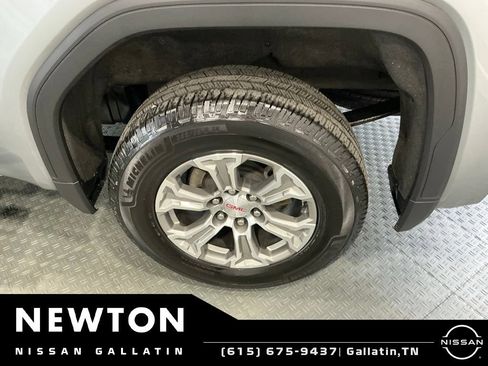 Used 2023 GMC Sierra 1500 SLT AWD/4WD image 53