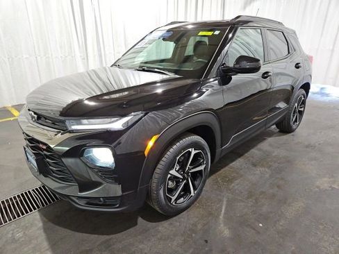 Certified 2022 Chevrolet TrailBlazer RS w/ Sun and Liftgate Package image 30