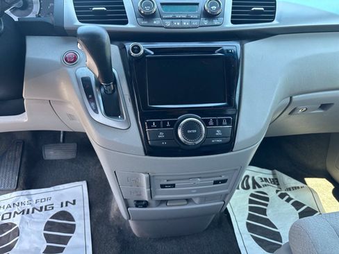 Used 2016 Honda Odyssey SE image 22