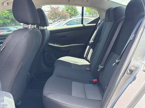 Used 2024 Nissan Sentra SV FWD image 25