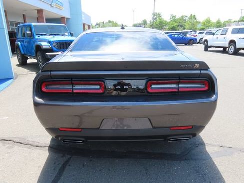 Used 2022 Dodge Challenger R/T Scat Pack RWD image 6