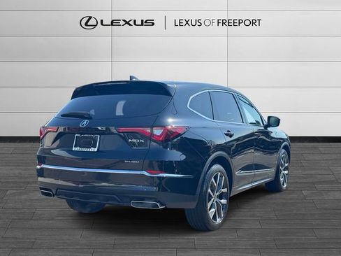 Used 2023 Acura MDX SH-AWD w/ Technology Package image 4