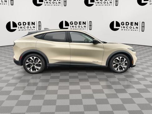 Used 2025 Ford Mustang Mach-E Select AWD/4WD image 9