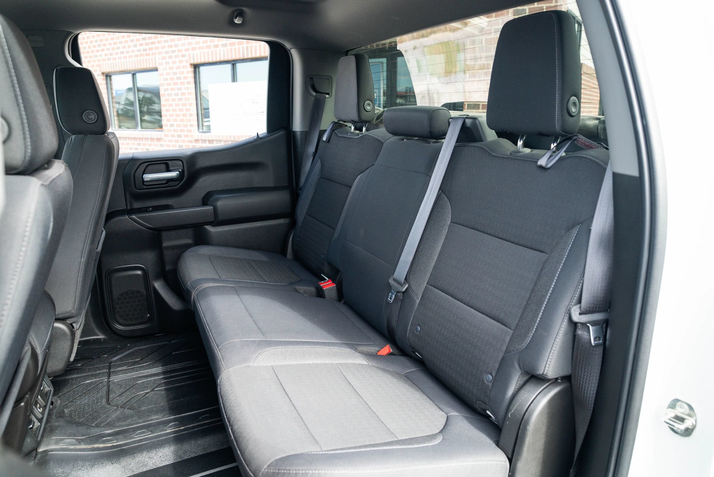 Used 2019 Chevrolet Silverado 1500 LT w/ True North Edition AWD/4WD image 17