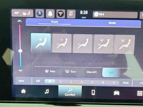 Used 2025 Jeep Compass Limited AWD/4WD image 22