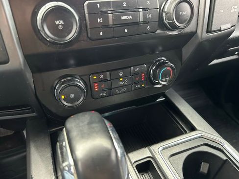 Used 2019 Ford F150 XLT w/ Equipment Group 302A Luxury image 25