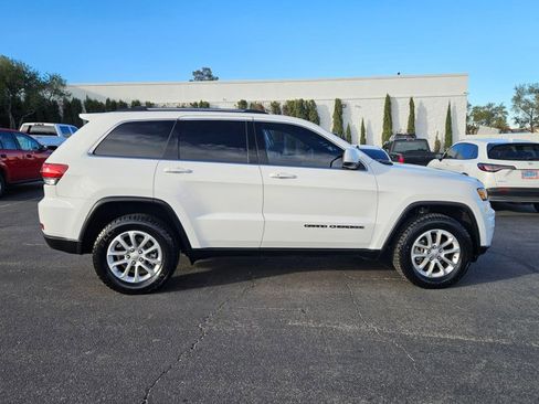Used 2021 Jeep Grand Cherokee Laredo w/ Security & Convenience Group image 4