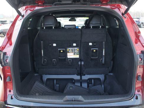 Used 2025 Toyota Sienna XSE w/ XSE Plus Package image 20