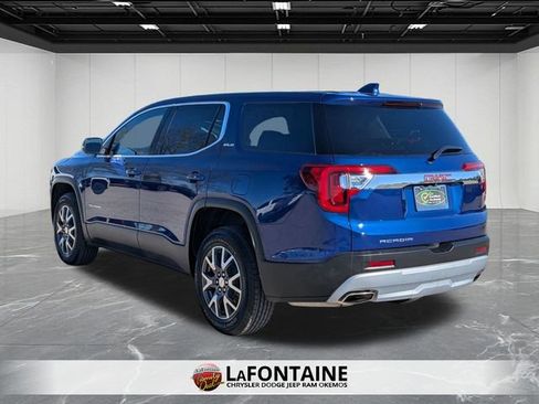 Used 2023 GMC Acadia SLE image 3