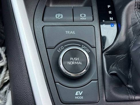 Certified 2024 Toyota RAV4 SE image 22