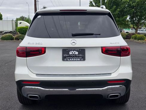 New 2026 Mercedes-Benz GLB 250 4MATIC image 5