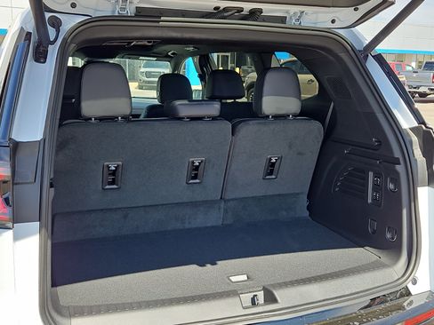 New 2026 GMC Acadia Denali w/ Super Cruise Package image 7