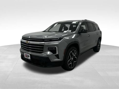New 2026 Chevrolet Traverse High Country w/ LPO, Floor Liner Package AWD/4WD image 3