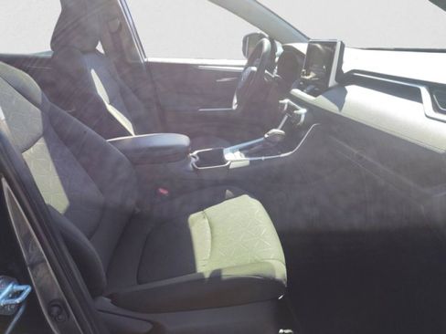 Used 2023 Toyota RAV4 XLE w/ Convenience Package image 20