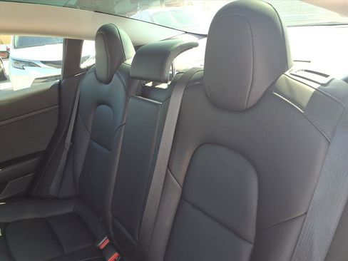 Used 2022 Tesla Model 3 Performance image 18