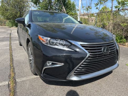 Used 2018 Lexus ES 350 w/ Luxury Package w/Wood Trim image 1