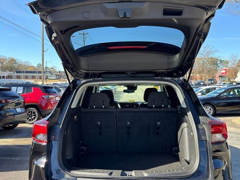 Used 2025 Chevrolet TrailBlazer LT image 31