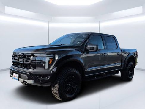 Used 2025 Ford F150 Raptor AWD/4WD image 7