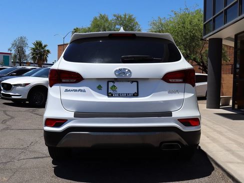 Used 2017 Hyundai Santa Fe Sport FWD image 11
