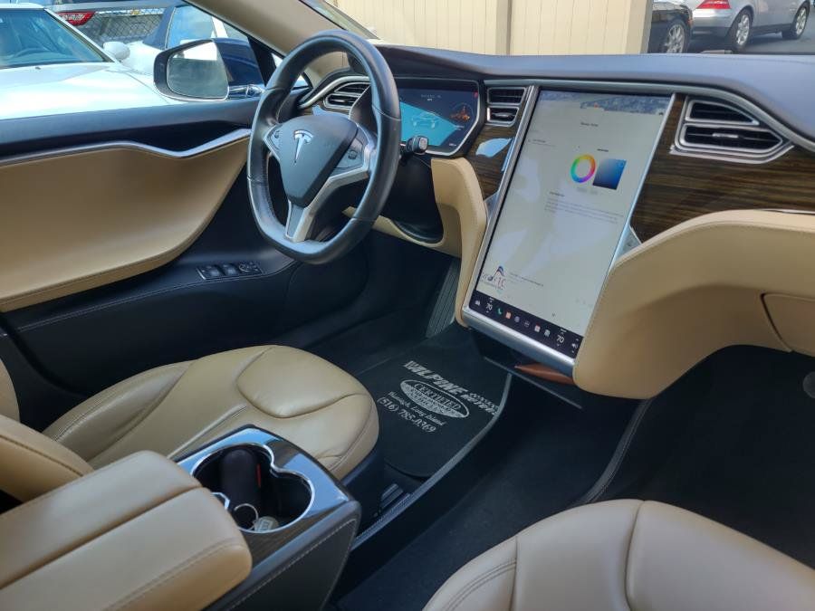 Used 2014 Tesla Model S 85 RWD image 15