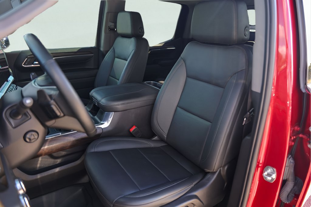 Used 2024 GMC Sierra 1500 SLT AWD/4WD image 10
