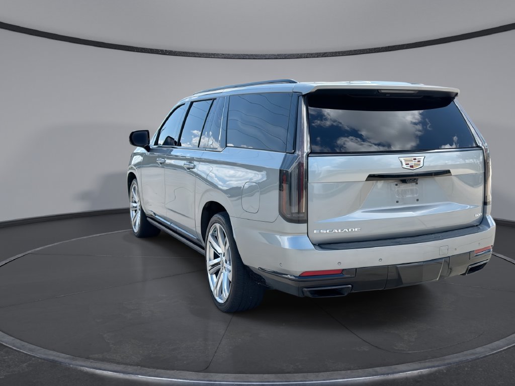 Used 2025 Cadillac Escalade ESV Sport w/ Touring Package AWD/4WD image 10