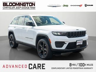 Used 2023 Jeep Grand Cherokee Altitude AWD/4WD video 1