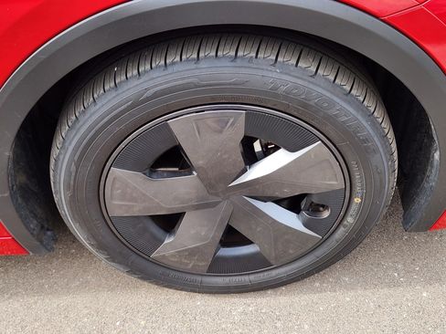 Used 2024 Toyota Prius Limited image 17