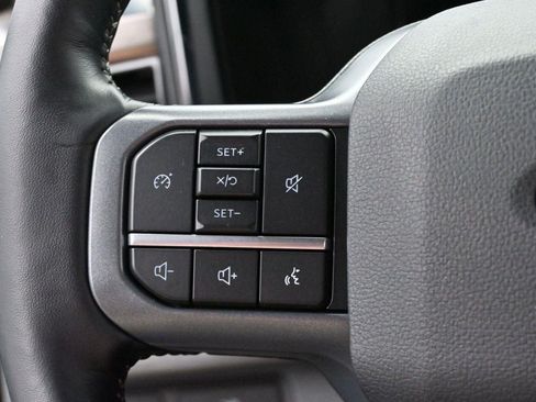 Used 2024 Ford F250 Lariat AWD/4WD image 16