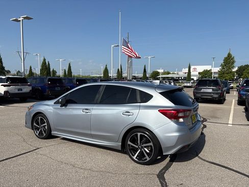 Used 2022 Subaru Impreza 2.0i Sport w/ Popular Package #2 AWD/4WD image 6