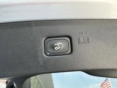 Used 2022 Ford Edge SEL w/ Convenience Package AWD/4WD image 51