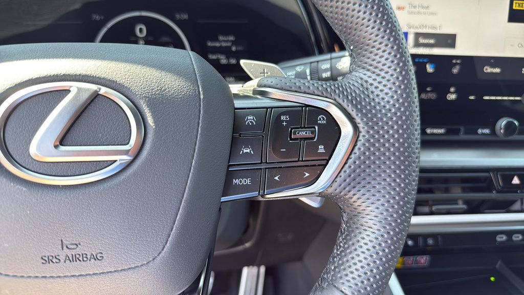 Certified 2026 Lexus TX 500h AWD w/ Technology Package image 32