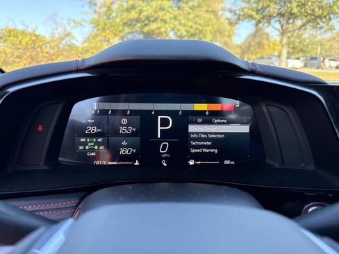 Used 2023 Chevrolet Corvette Stingray Preferred Cpe w/ 2LT image 26