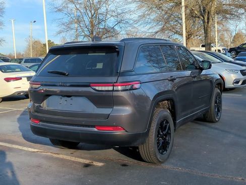 New 2026 Jeep Grand Cherokee Altitude AWD/4WD image 5